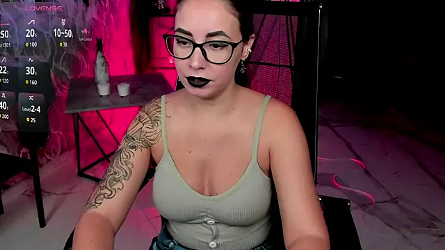 Snapshot of RitaSonnet chatting on October 12, 8:50 am RitaSonnet online show from October 12, 8:50 am