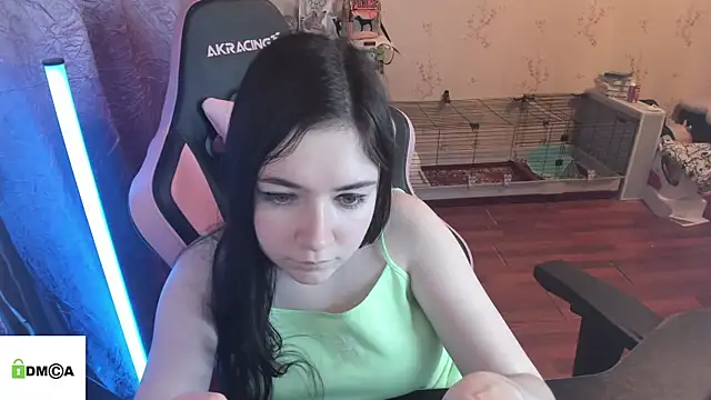Crazy forest fairy online show from May 22, 9:35 pm