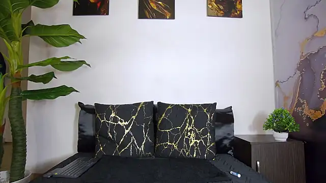 alex noa online show from February 17, 7:24 pm