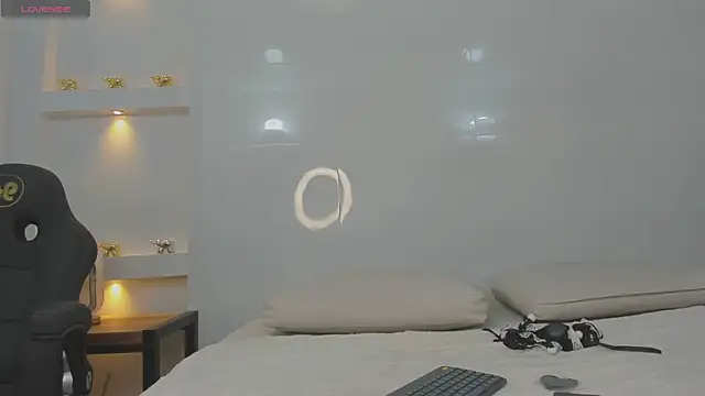 Dalia-Prada online show from April 6, 5:30 am