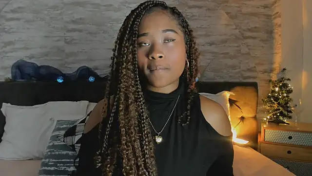 Anneth  M online show from December 22, 7:39 pm