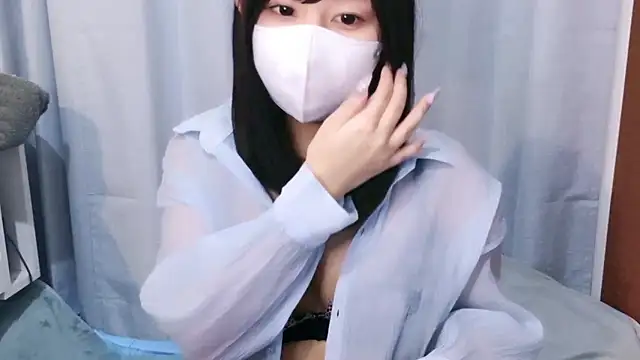 YUTSU KI online show from February 27, 9:25 pm