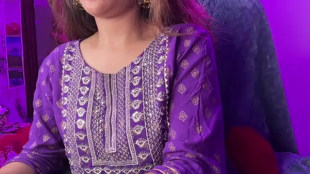 Royal girl 1 online show from February 14, 6:10 pm