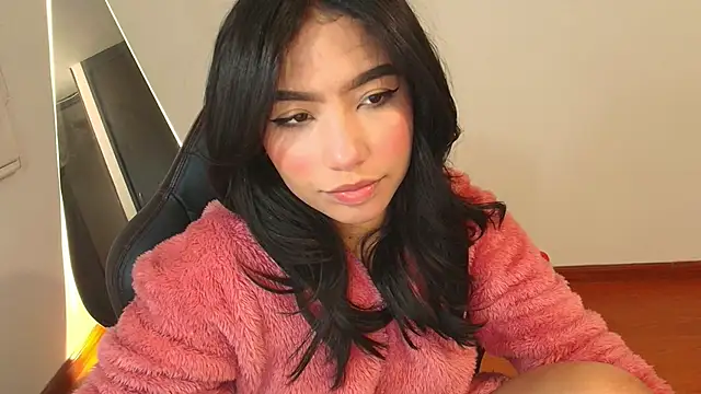 samy jonnes  online show from December 2, 11:07 pm