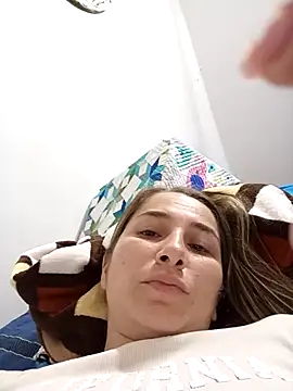 Iris love18 online show from November 24, 5:15 pm