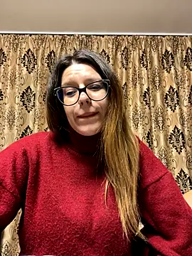 NadiraNoor online show from October 1, 9:31 pm