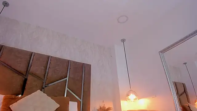 Martinaa Jones  online show from January 19, 12:12 pm