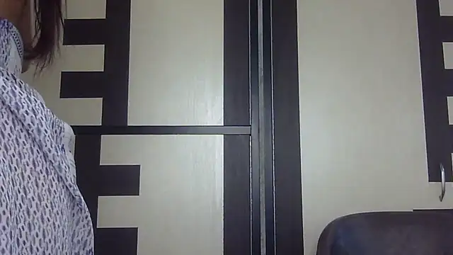 Snapshot of seema_raani chatting on October 1, 4:39 am seema raani online show from October 1, 4:39 am