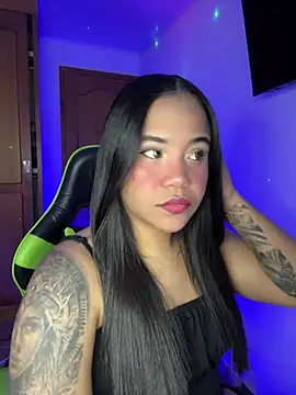 leila 22 online show from July 18, 3:03 pm