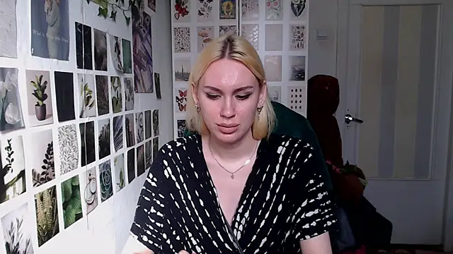 CapriScorpion online show from April 11, 12:42 pm