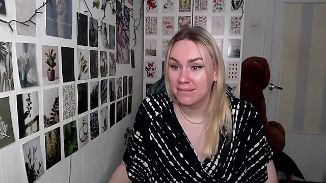 CapriScorpion online show from February 21, 4:19 pm