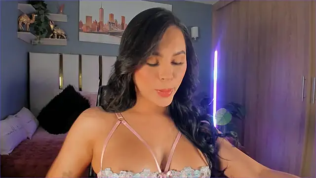 Bambi gurl online show from April 12, 1:08 am