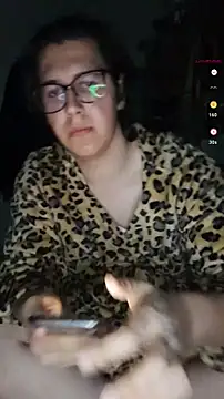 Snapshot of Daisy_150 chatting on October 3, 8:58 pm Daisy 150 online show from October 3, 8:58 pm