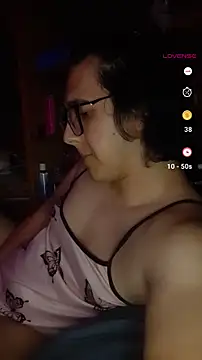 Snapshot of Daisy_150 chatting on September 22, 10:19 pm Daisy 150 online show from September 22, 10:19 pm