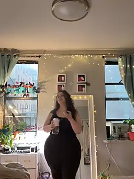 sylviahhh online show from April 25, 10:18 pm