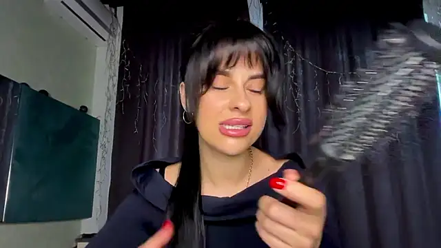 MariaValverdeee online show from March 19, 11:36 am