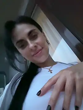MariaValverdeee online show from June 10, 4:49 pm