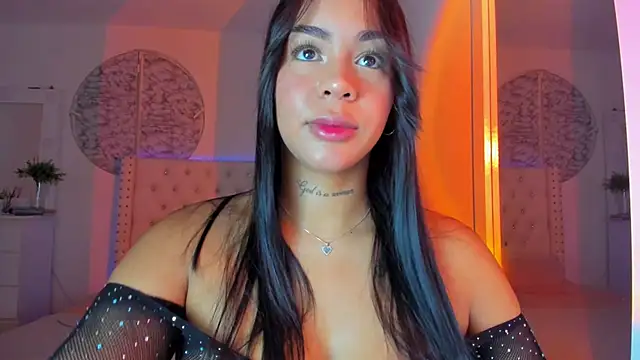 Snapshot of IsabelaVanegas_ chatting on September 23, 2:59 pm IsabelaVanegas  online show from September 23, 2:59 pm