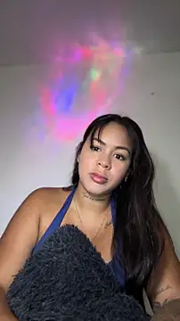 IsabelaVanegas  online show from May 14, 5:30 pm