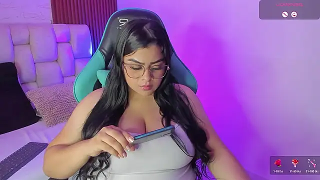 Emilyboobss online show from January 17, 5:37 am