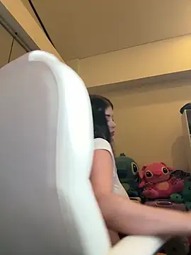 misslollipop04 online show from April 1, 3:51 am