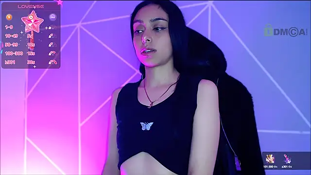 Snapshot of lilylouisee chatting on October 10, 3:11 am lilylouisee online show from October 10, 3:11 am