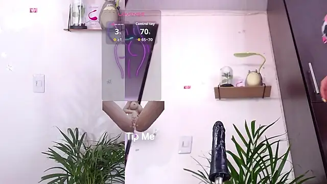 Anni foxi online show from September 20, 8:07 pm