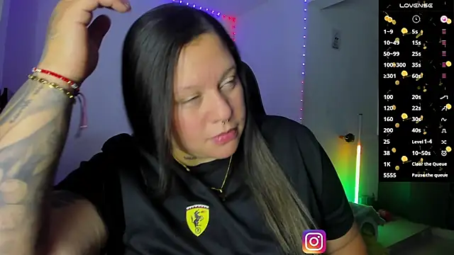 mariana maze online show from February 3, 5:38 am