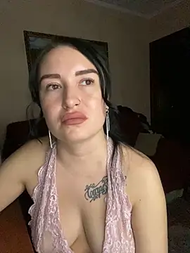 Roxana Bell online show from April 10, 7:42 pm