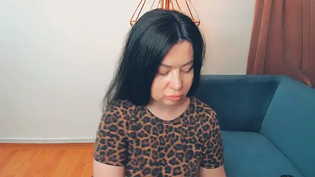 LayaFlow online show from May 28, 9:51 am