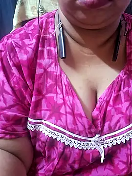 Ravina patil1 online show from September 18, 9:46 pm