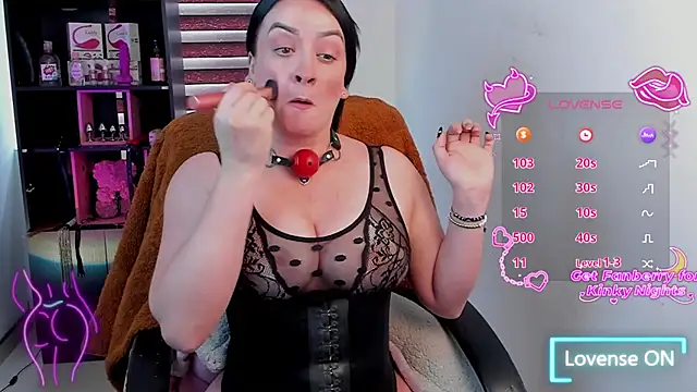 sara goodgirl13 online show from November 22, 6:21 pm