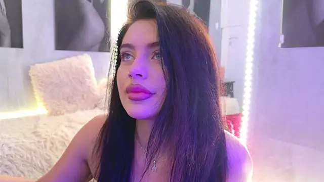Snapshot of celia_chanel chatting on September 28, 1:12 am celia chanel online show from September 28, 1:12 am