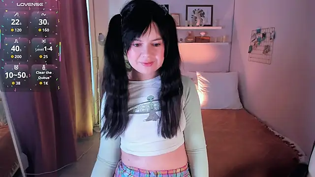 Lil Amelie online show from July 5, 9:48 am