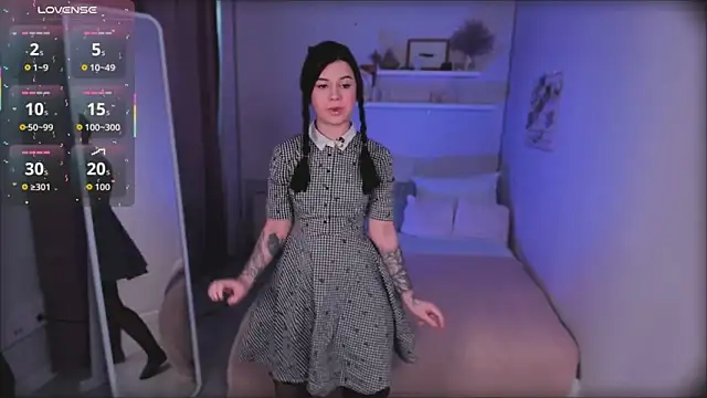 Lil Amelie online show from February 1, 9:19 am