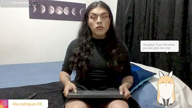 Ariana Rodriguez  online show from July 9, 10:55 pm