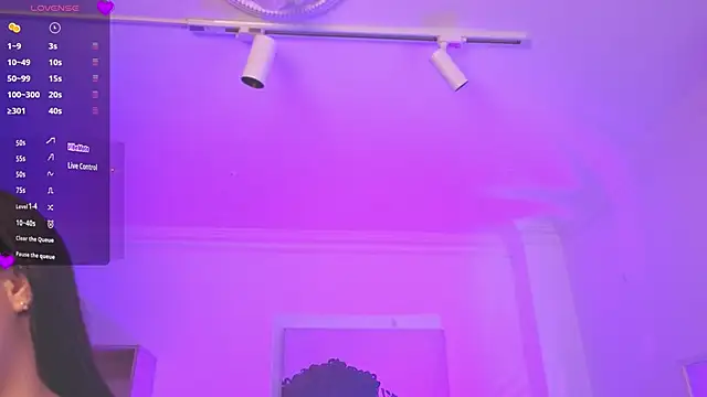 Aleejaa   online show from November 26, 11:44 am