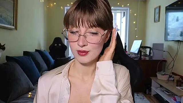 MalvinaBlum online show from December 21, 4:28 am