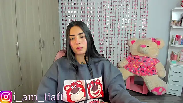 tifany tay2 online show from July 5, 11:32 pm