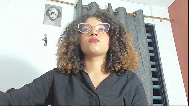 Ada gales  online show from November 24, 4:36 am