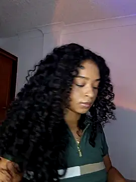 Tammy-Bliss online show from March 16, 11:30 pm