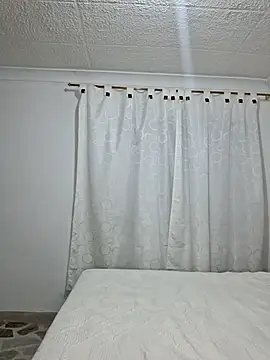 Tammy-Bliss online show from April 5, 1:04 am