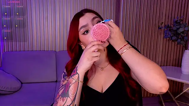 ViolettCastel online show from February 19, 7:35 pm