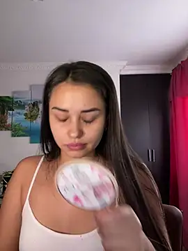 Kimmymadison- online show from March 17, 9:41 pm