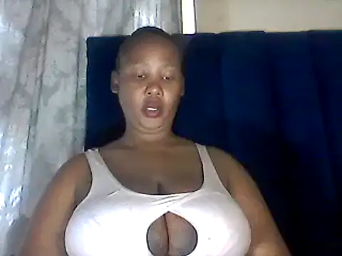 NippleMilkXx online show from October 31, 8:18 am