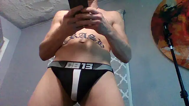 Snapshot of trash4cash chatting on October 24, 11:56 pm trash4cash online show from October 24, 11:56 pm