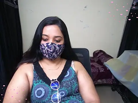 Arushisingh8888 online show from February 17, 2:05 pm