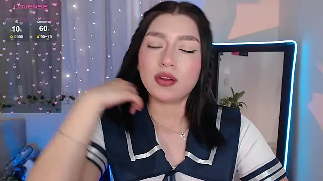 mily thomson b  online show from November 6, 7:42 pm