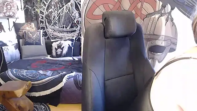 TittenMichelle online show from March 21, 10:20 am