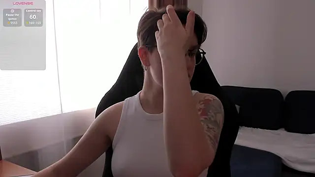 JessieFlower online show from July 25, 7:48 am